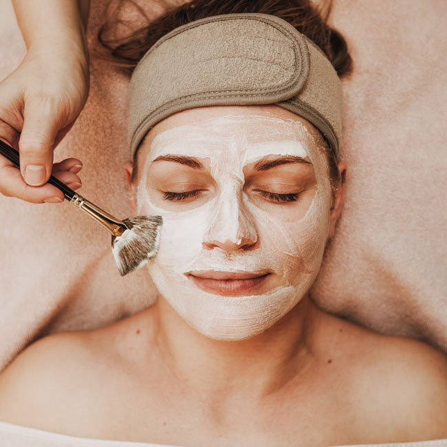 Gesichtsbehandlungen